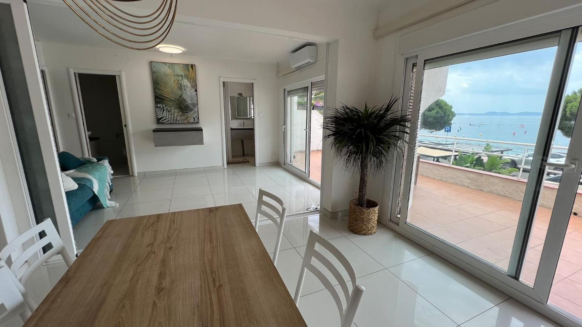 Precioso Apartamento Moderno En Primera Linea Del Mar Av-11 Roses Eksteriør billede
